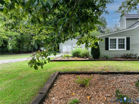 Tiny photo for 2515 Hey Road, Richmond, VA 23224 (MLS # 2621887)