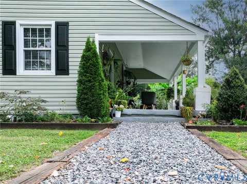 Tiny photo for 2515 Hey Road, Richmond, VA 23224 (MLS # 2621887)