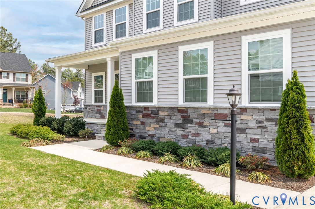 8601 Forge Gate Lane