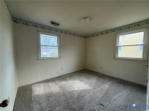 Tiny photo for 602 Stonewall Avenue, Hopewell, VA 23860 (MLS # 2600094)