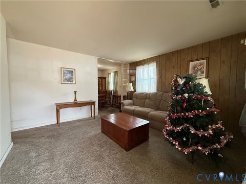 Tiny photo for 602 Stonewall Avenue, Hopewell, VA 23860 (MLS # 2600094)