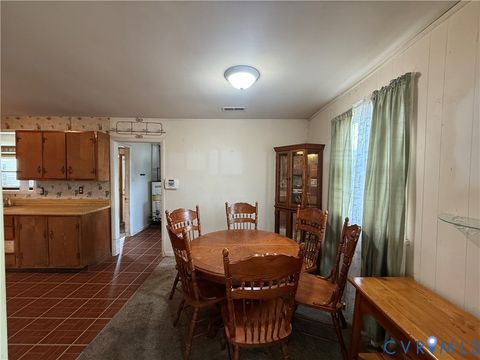 Tiny photo for 602 Stonewall Avenue, Hopewell, VA 23860 (MLS # 2600094)