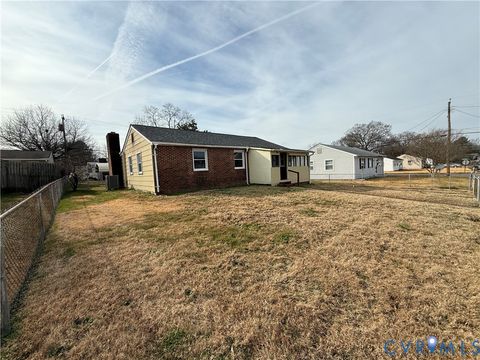 Tiny photo for 602 Stonewall Avenue, Hopewell, VA 23860 (MLS # 2600094)