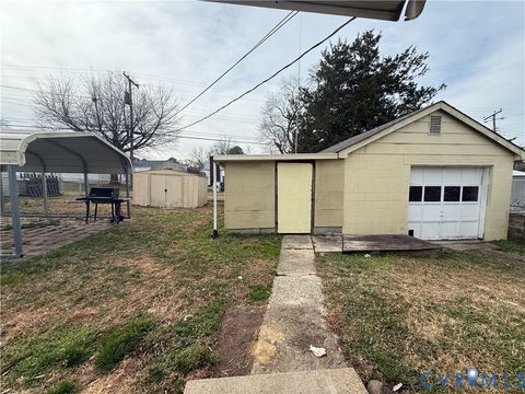 Tiny photo for 602 Stonewall Avenue, Hopewell, VA 23860 (MLS # 2600094)