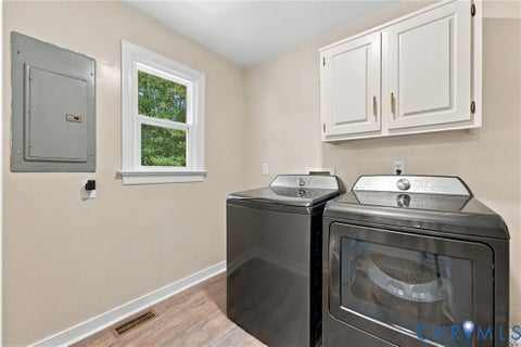 Tiny photo for 2001 Apple Orchard Court, North Chesterfield, VA 23235 (MLS # 2625858)