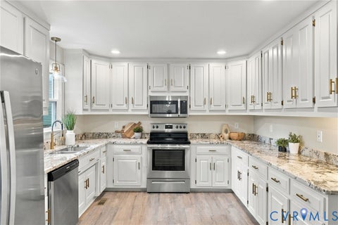 Tiny photo for 2001 Apple Orchard Court, North Chesterfield, VA 23235 (MLS # 2625858)