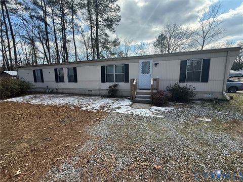 Photo of 17001 Fiala Drive, South Chesterfield, VA 23834 (MLS # 2601219)