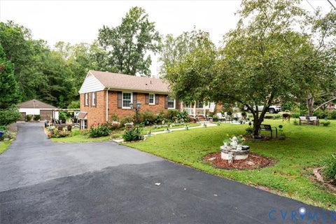 Tiny photo for 5510 Alberta Road, Midlothian, VA 23832 (MLS # 2626334)