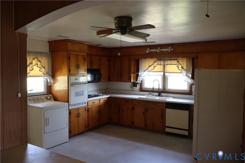 Tiny photo for 3429 Martin Luther King Highway, Waverly, VA 23890 (MLS # 2608102)