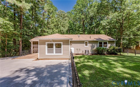 Tiny photo for 16110 Rowlett Road, Chesterfield, VA 23838 (MLS # 2625475)