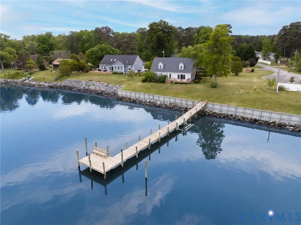31 Waterway Drive