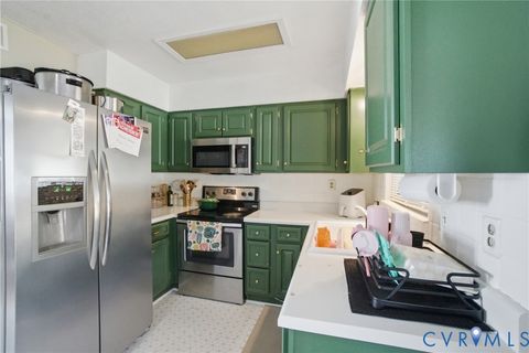 Tiny photo for 10504 Moorwood Ridge Circle, North Chesterfield, VA 23236 (MLS # 2608816)