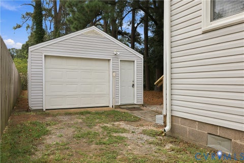Tiny photo for 305 Arizona Street, Portsmouth, VA 23701 (MLS # 2628886)