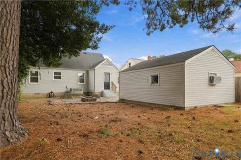 Tiny photo for 305 Arizona Street, Portsmouth, VA 23701 (MLS # 2628886)