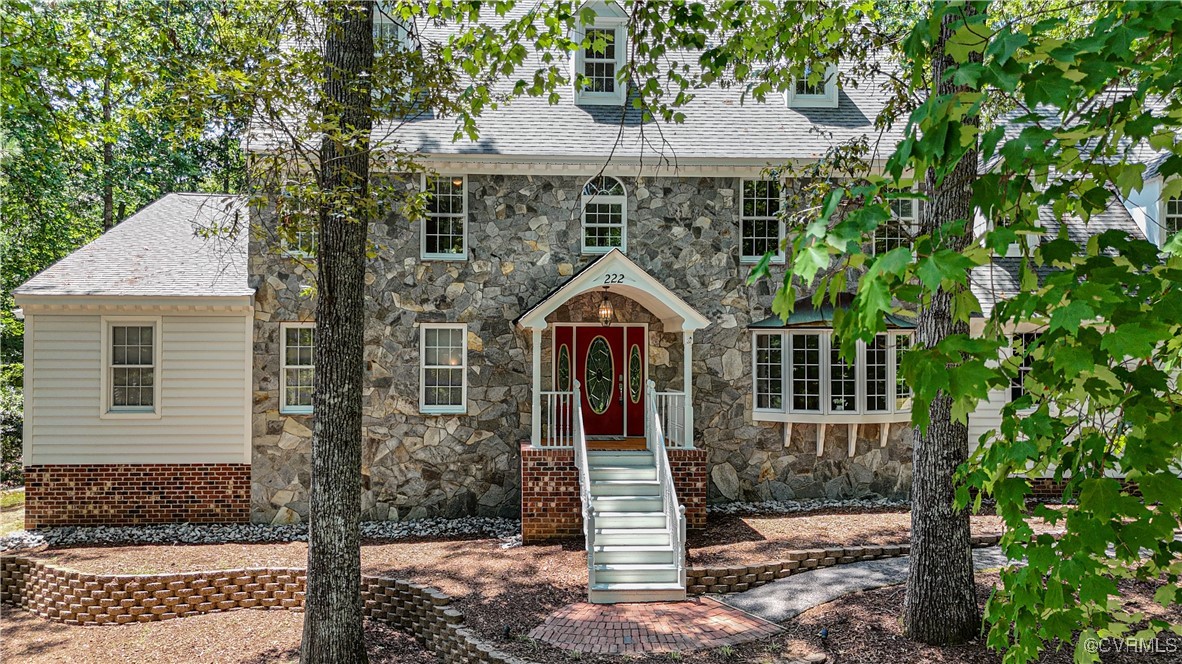 222 Sherwood Forest