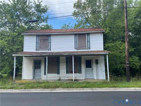 Photo of 203 Plank Road, Farmville, VA 23901 (MLS # 2617956)