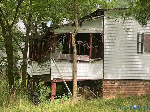 Tiny photo for 203 Plank Road, Farmville, VA 23901 (MLS # 2617956)