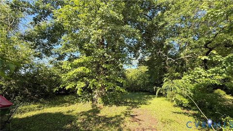 Tiny photo for 51 N Mary Peake Boulevard, Hampton, VA 23666 (MLS # 2612714)