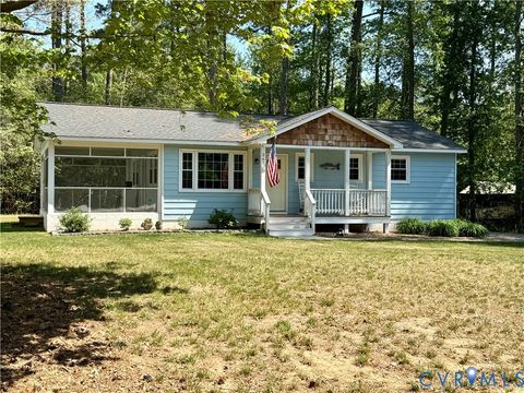Photo of 267 Shore Drive Dr, Middlesex, VA 23071 (MLS # 2609681)