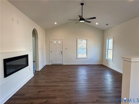 Tiny photo for 7969 Pennsylvania Avenue, West Point, VA 23181 (MLS # 2605290)