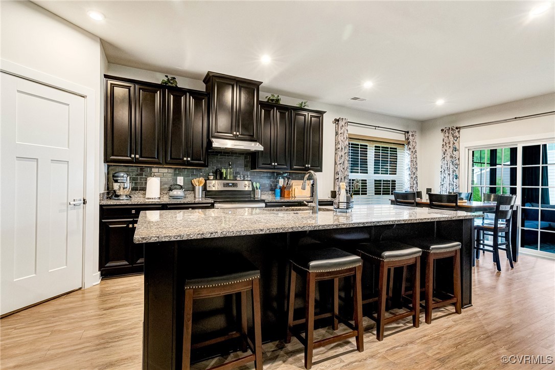 9205 Fairfield Farm Court