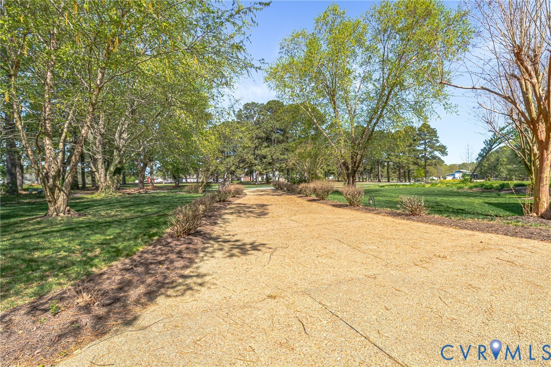 82 Golf Lane
