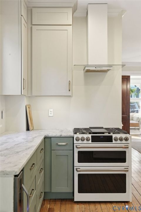 Tiny photo for 517 N 33rd Street, Richmond, VA 23223 (MLS # 2610991)