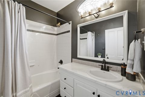 Tiny photo for 517 N 33rd Street, Richmond, VA 23223 (MLS # 2610991)