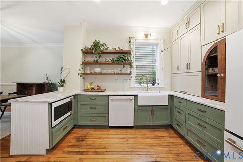 Tiny photo for 517 N 33rd Street, Richmond, VA 23223 (MLS # 2610991)