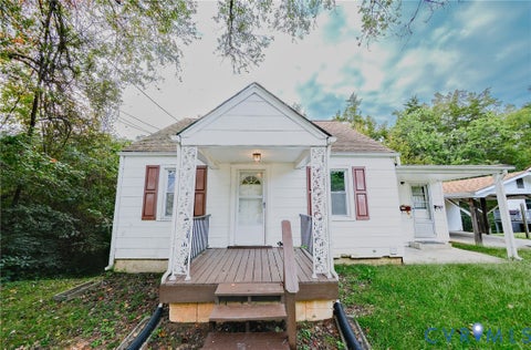 Photo of 217 Woodrow Avenue, Farmville, VA 23901 (MLS # 2627057)