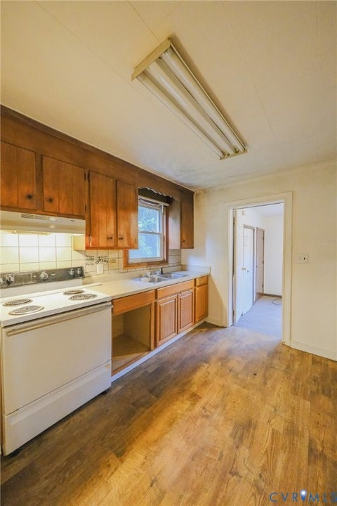 Tiny photo for 217 Woodrow Avenue, Farmville, VA 23901 (MLS # 2627057)