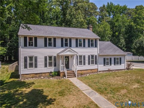 Tiny photo for 932 Germar Court, Colonial Heights, VA 23834 (MLS # 2613270)