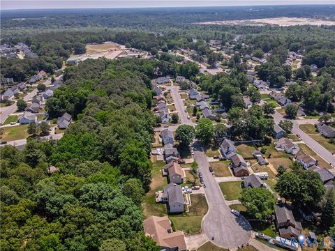 Tiny photo for 932 Germar Court, Colonial Heights, VA 23834 (MLS # 2613270)