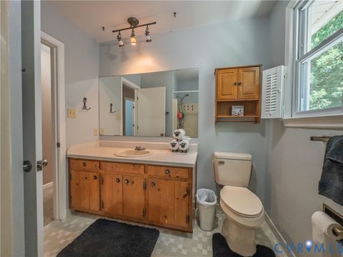 Tiny photo for 932 Germar Court, Colonial Heights, VA 23834 (MLS # 2613270)