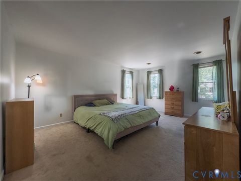 Tiny photo for 932 Germar Court, Colonial Heights, VA 23834 (MLS # 2613270)