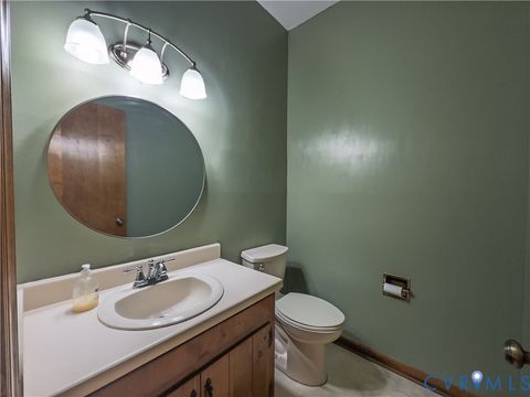 Tiny photo for 932 Germar Court, Colonial Heights, VA 23834 (MLS # 2613270)