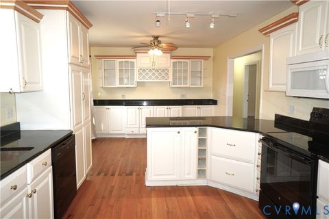 Tiny photo for 904 Forestview Drive, Colonial Heights, VA 23834 (MLS # 2605672)