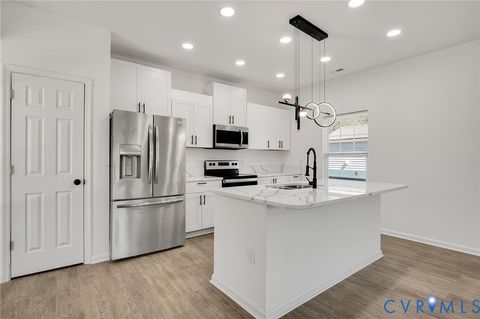 Tiny photo for 1407 Farmer Street, Petersburg, VA 23803 (MLS # 2605791)