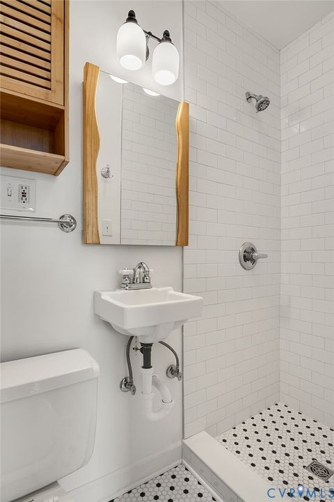 Tiny photo for 2413 Stuart Avenue, Richmond, VA 23220 (MLS # 2603057)