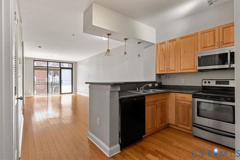 Tiny photo for 1333 W Broad Street #U302, Richmond, VA 23220 (MLS # 2522776)
