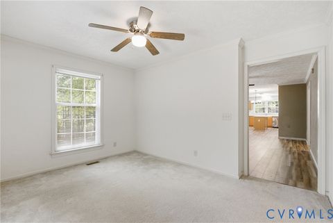 Tiny photo for 56 Victory Lane, Farmville, VA 23966 (MLS # 2612248)