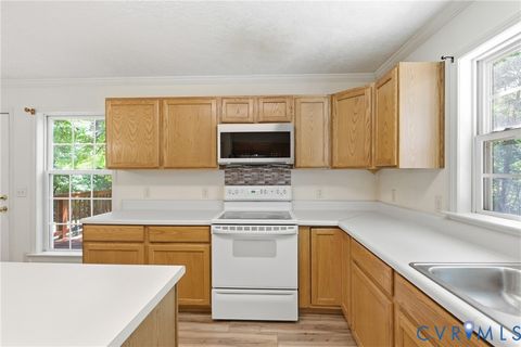 Tiny photo for 56 Victory Lane, Farmville, VA 23966 (MLS # 2612248)