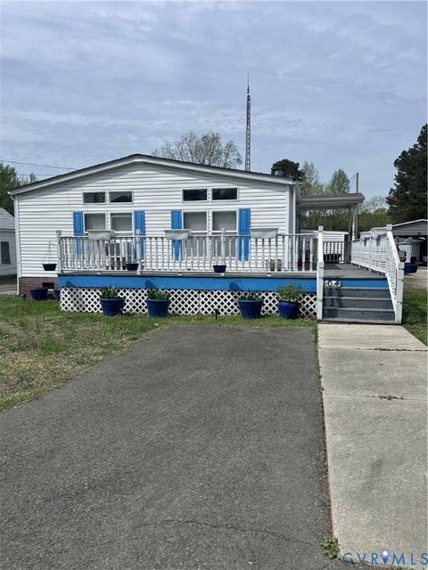 Tiny photo for 304 E Main Street, Wakefield, VA 23888 (MLS # 2530522)