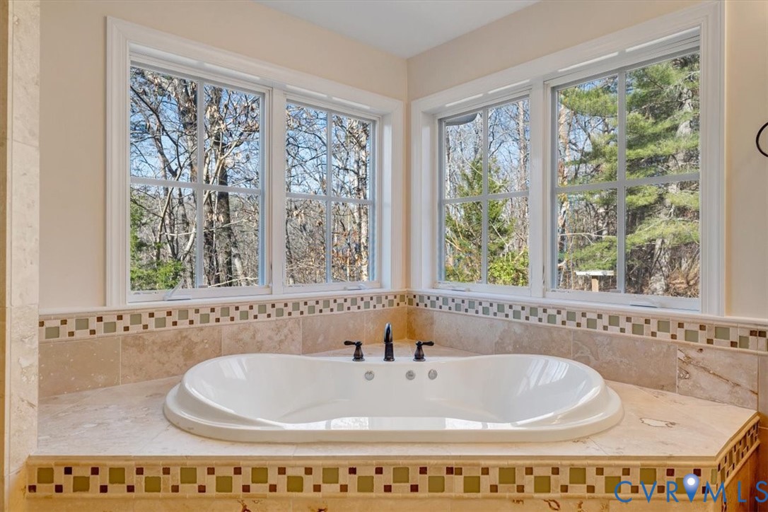 Farmville, Virginia 23901, United States, 3 Bedrooms Bedrooms, ,3 BathroomsBathrooms,Residential,Active,256829