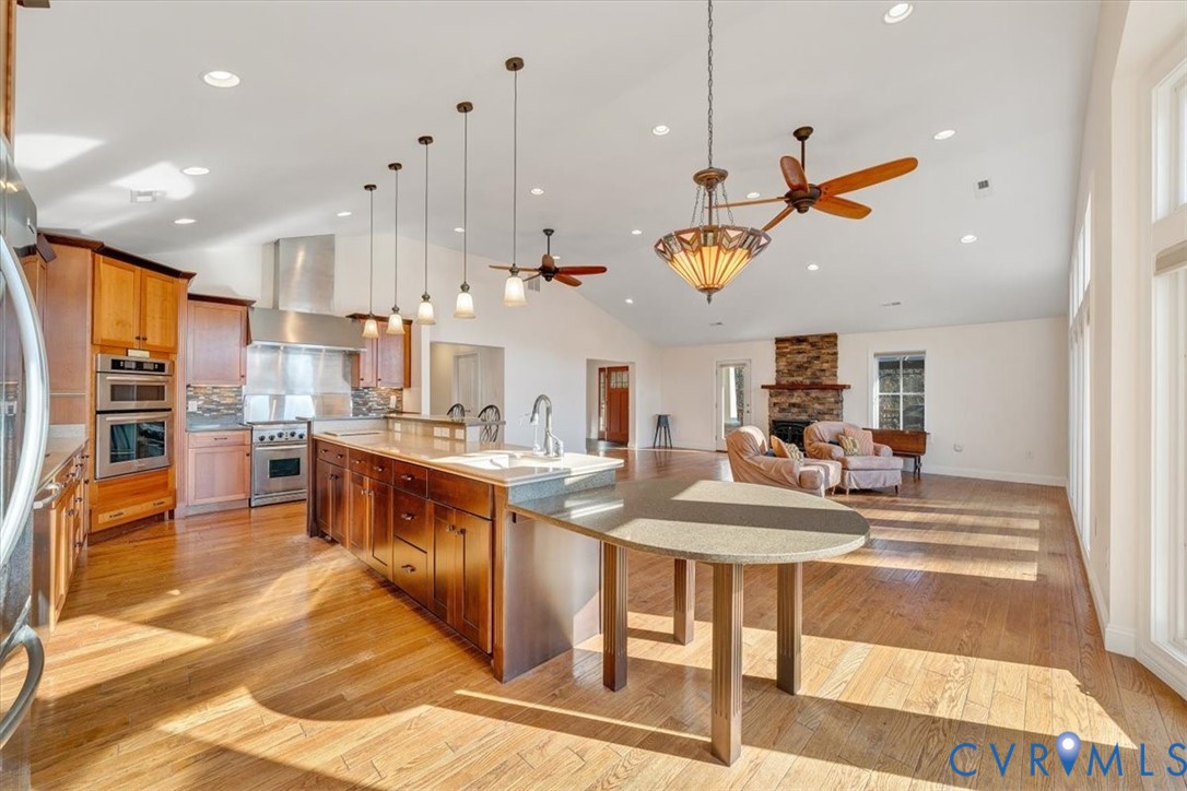 Farmville, Virginia 23901, United States, 3 Bedrooms Bedrooms, ,3 BathroomsBathrooms,Residential,Active,256829