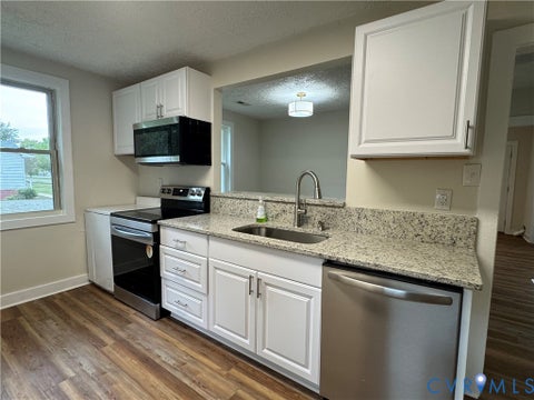 Tiny photo for 214 Carnation Street, Richmond, VA 23225 (MLS # 2625646)