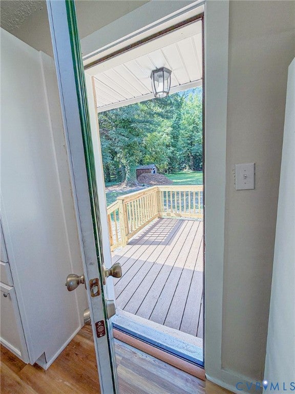 214 Carnation Street - Photo 3