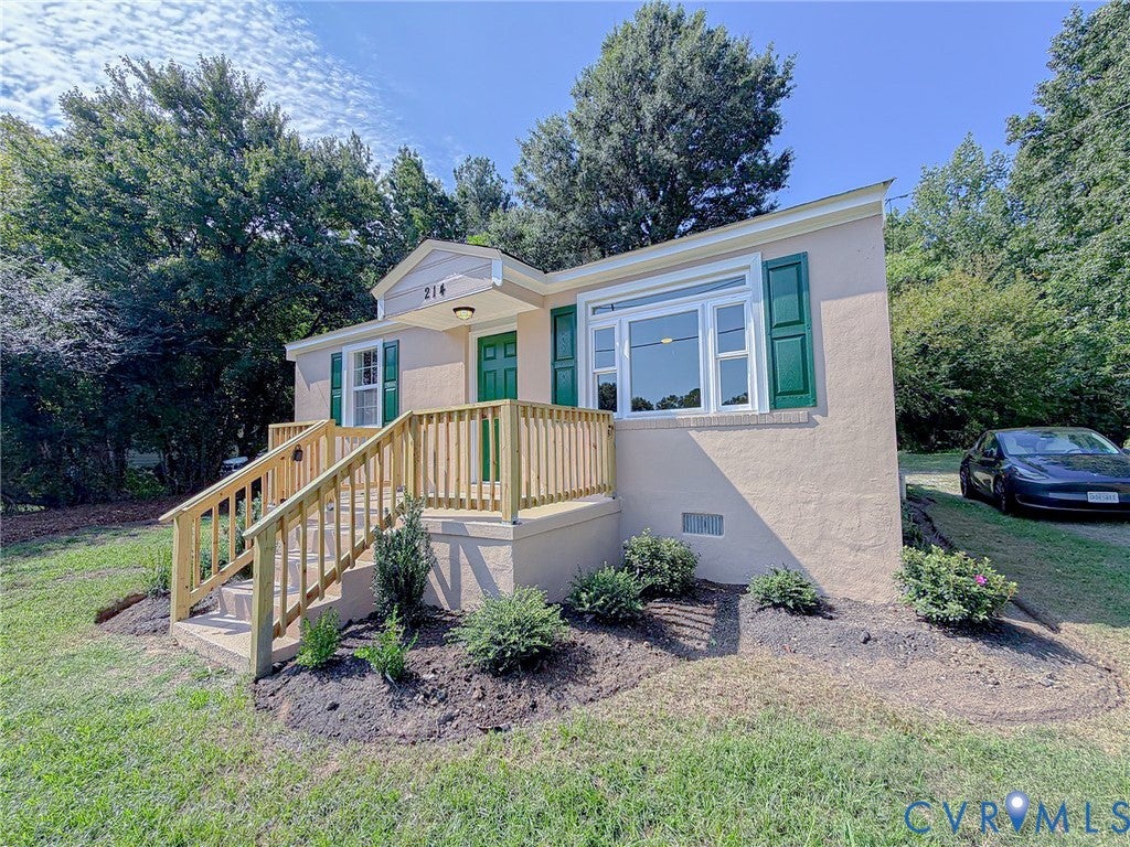 214 Carnation Street - Photo 2