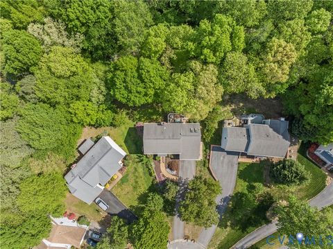 Tiny photo for 5901 Eastbluff Court, Midlothian, VA 23112 (MLS # 2610081)