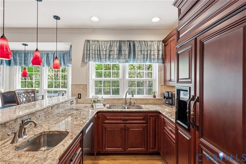 Tiny photo for 5901 Eastbluff Court, Midlothian, VA 23112 (MLS # 2610081)